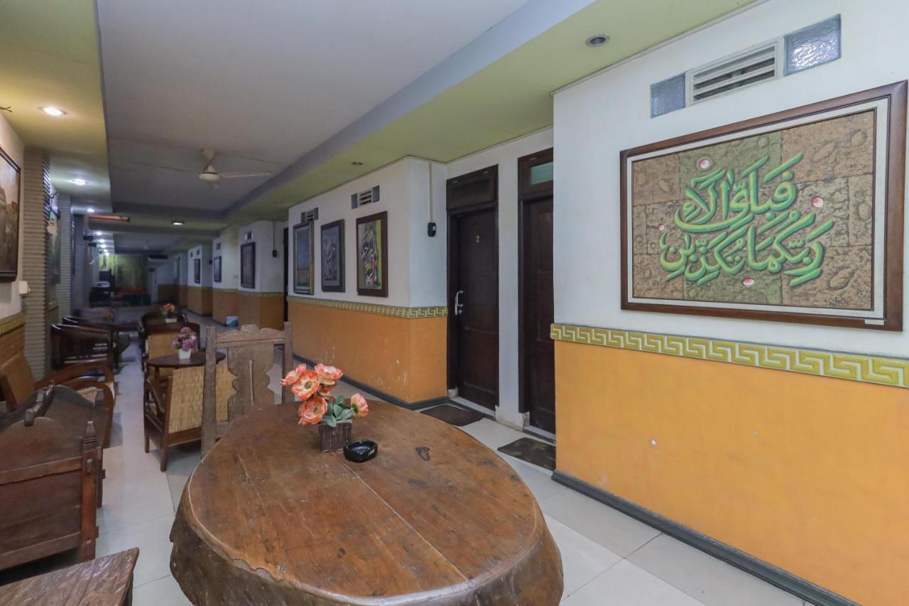 Reddoorz Near Stasiun Malang Kota Lama 2 Екстер'єр фото