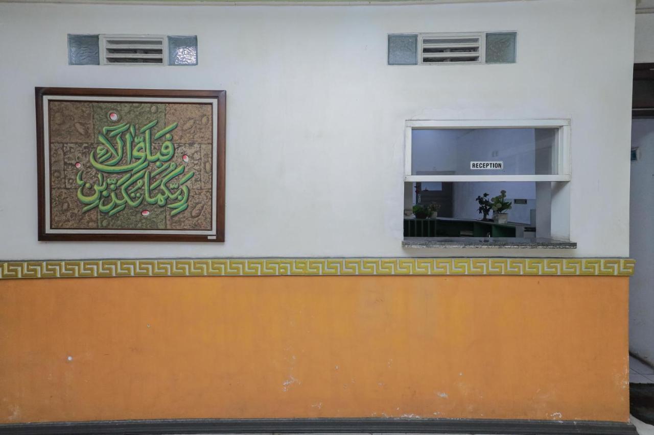 Reddoorz Near Stasiun Malang Kota Lama 2 Екстер'єр фото